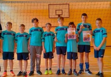 IGRZYSKA OŚRODKA DZIECI W MINI PIŁCE SIATKOWEJ