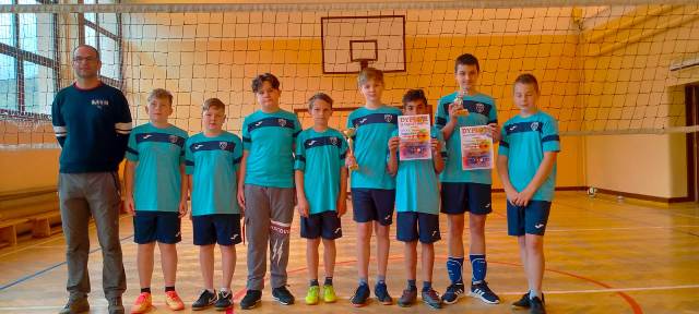 IGRZYSKA OŚRODKA DZIECI W MINI PIŁCE SIATKOWEJ