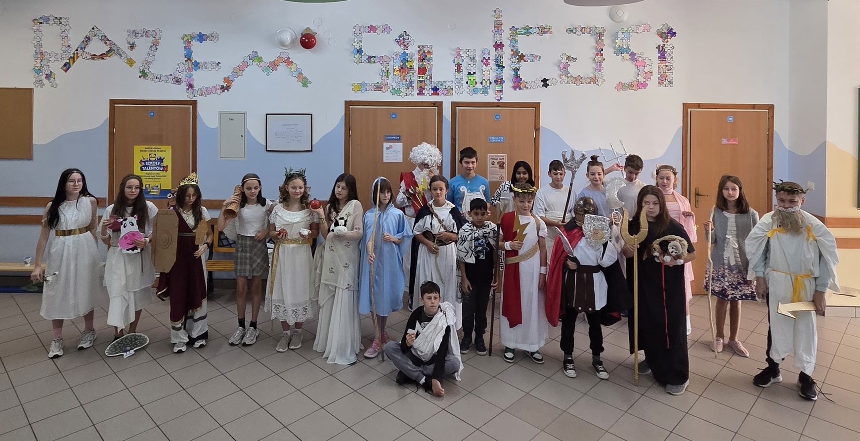 BOGOWIE I HEROSI W KLASIE V