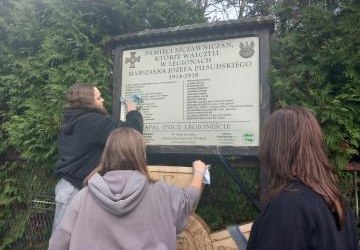 PAMIETAMY O TYCH, KTÓRZY ODESZLI