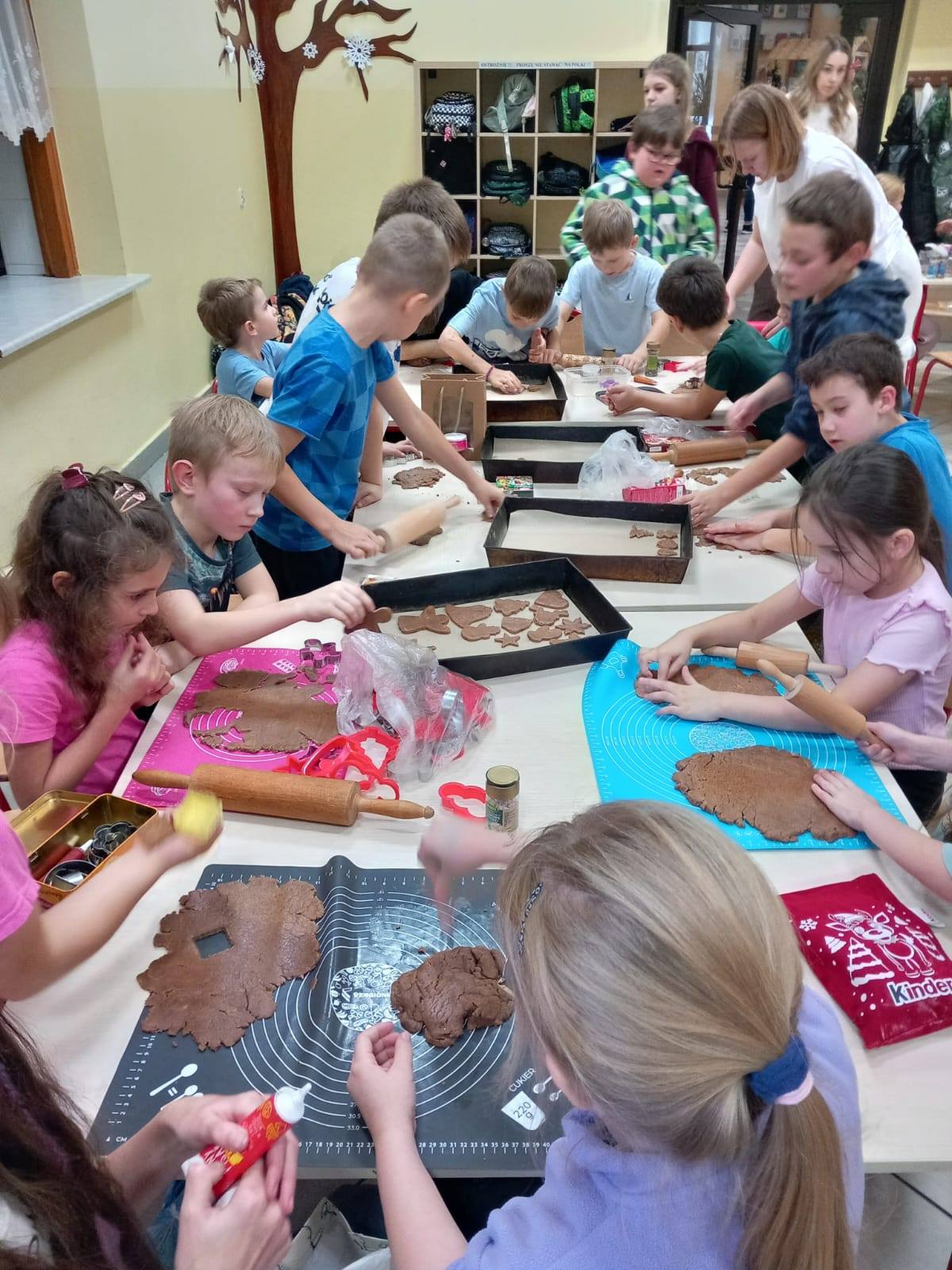 ŚWIĄTECZNE WYPIEKI PIERNIKÓW W NASZEJ ŚWIETLICY